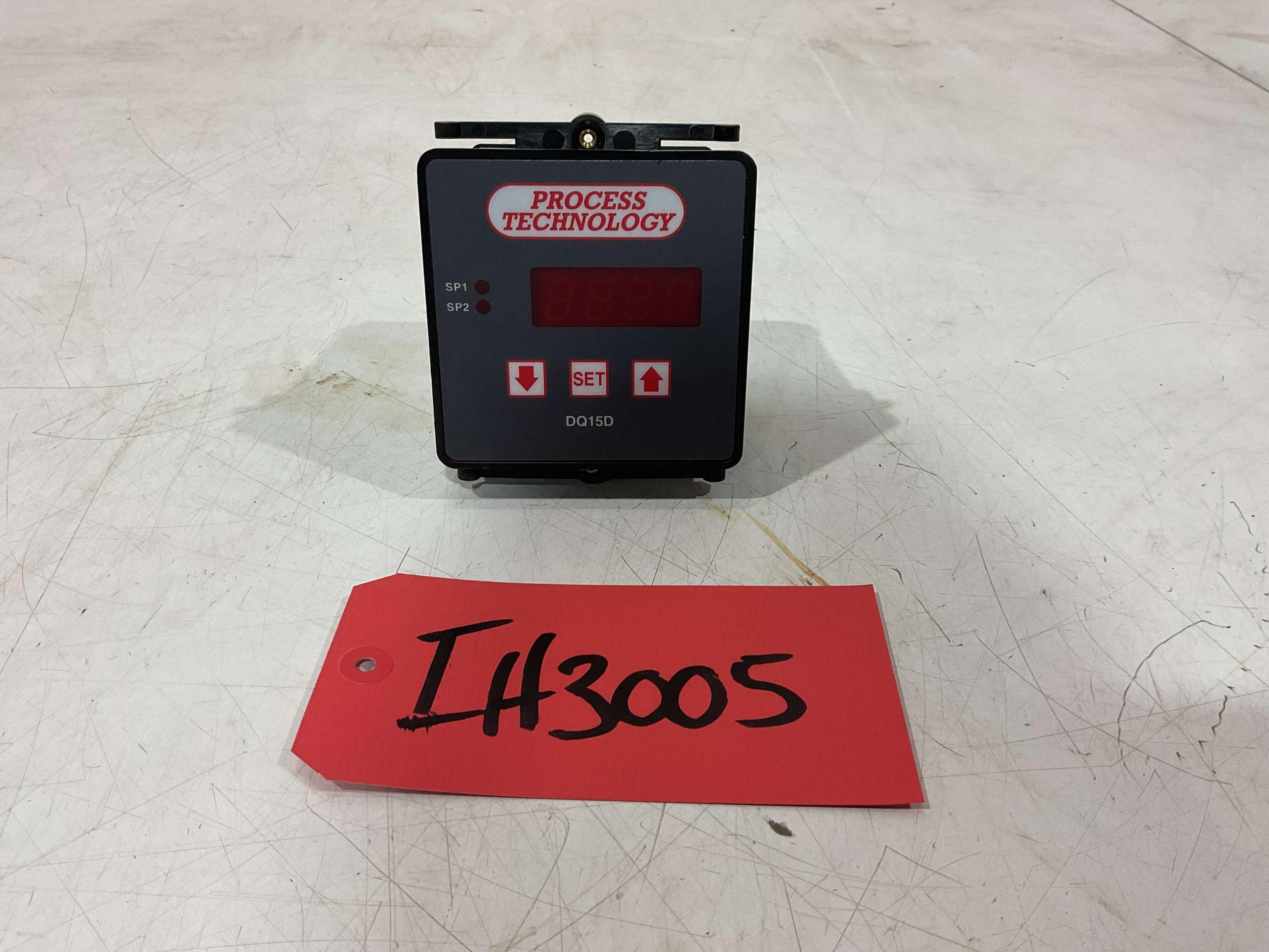 Process Technology DQ15D Temperature Controller IH3005