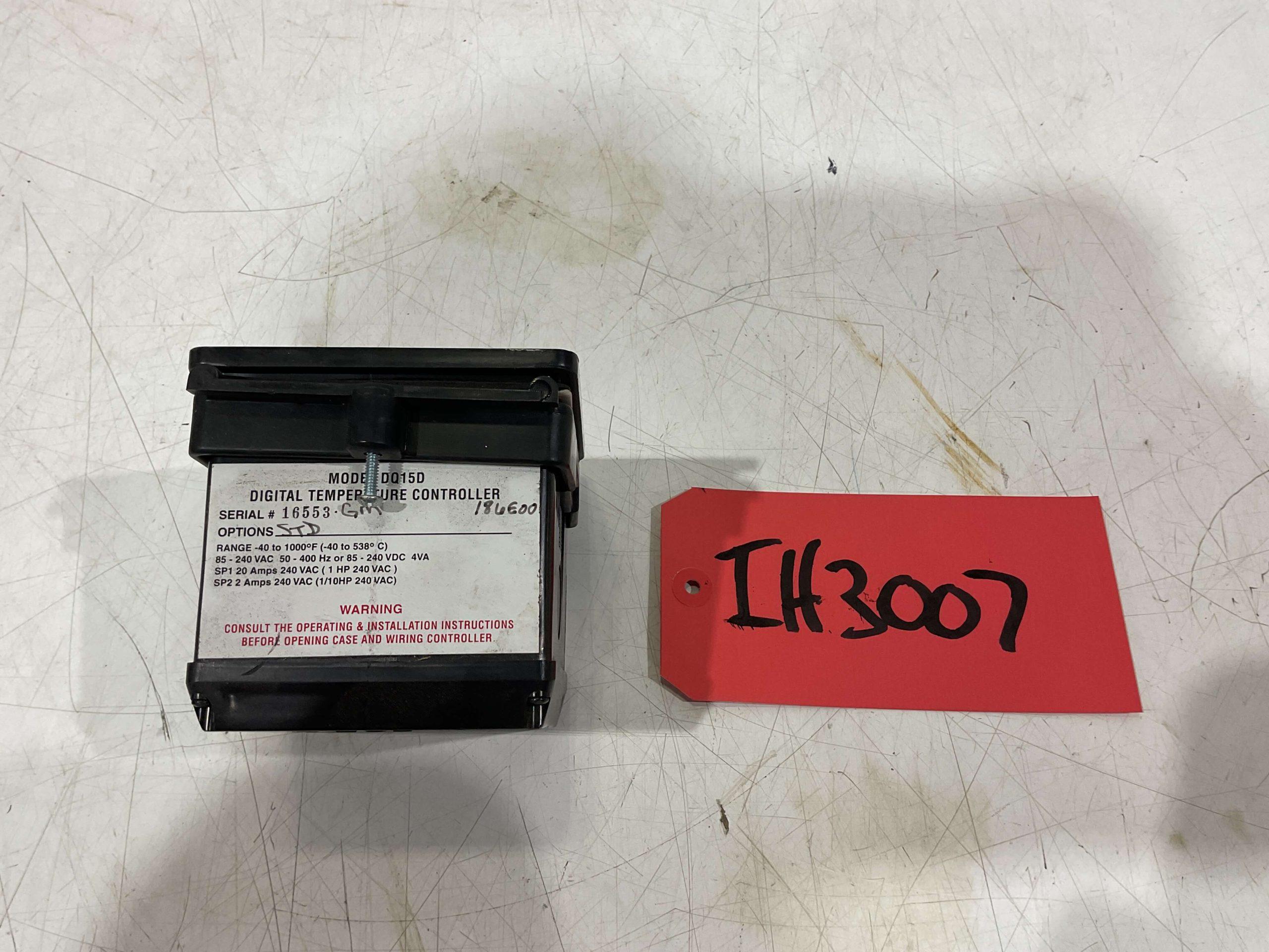 Process Technology DQ15D Temperature Controller IH3007