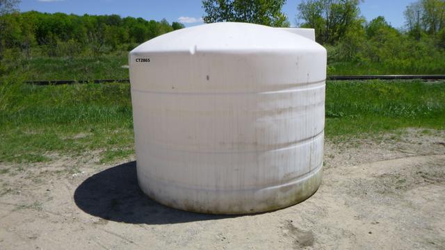 1600 Gallon Poly Round Tank CT2865